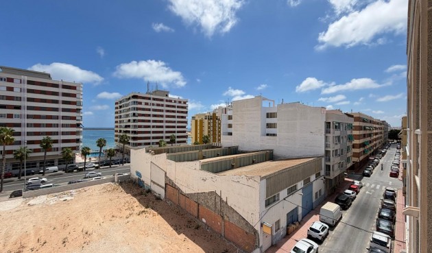 Resale - Apartment -
Torrevieja - Acequion