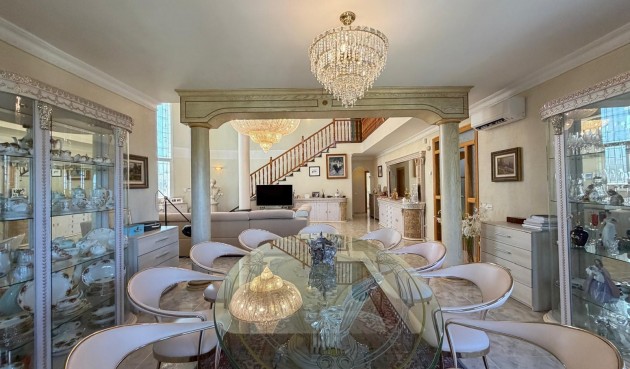 Resale - Villa -
Rojales - La Fiesta