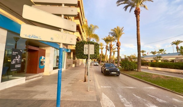 Återförsäljning - Apartment -
Torrevieja