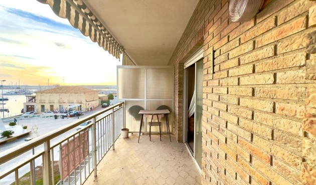 Återförsäljning - Apartment -
Torrevieja