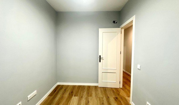Resale - Apartment -
Torrevieja - La Mata Pueblo