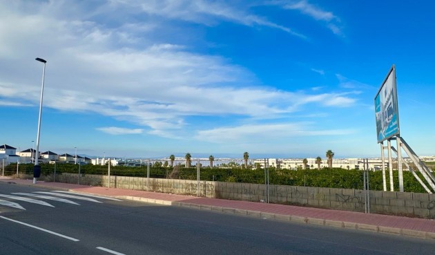 Resale - Town House -
Torrevieja - La Siesta