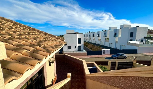 Resale - Town House -
Torrevieja - La Siesta