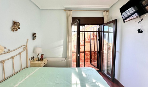 Resale - Town House -
Torrevieja - La Siesta