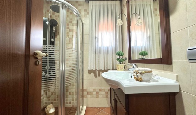Resale - Town House -
Torrevieja - La Siesta