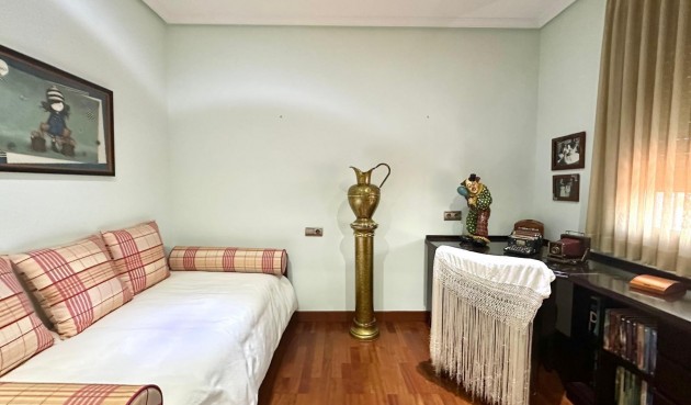 Resale - Town House -
Torrevieja - La Siesta