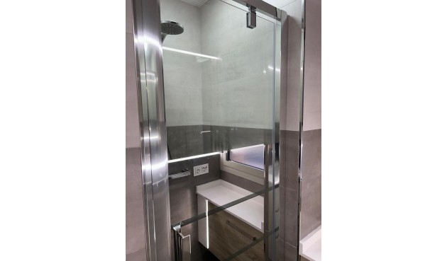 Resale - Apartment -
Torrevieja - Playa del Cura