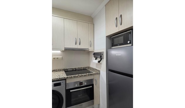 Resale - Apartment -
Torrevieja - Playa del Cura