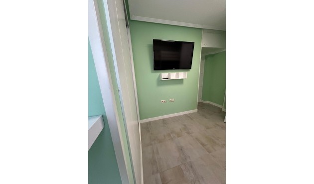 Resale - Apartment -
Torrevieja - Playa del Cura
