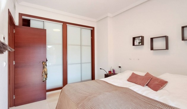 Resale - Apartment -
Orihuela Costa - Lomas de Cabo Roig