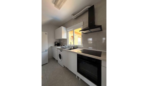 Resale - Duplex -
Torrevieja - Playa del Cura