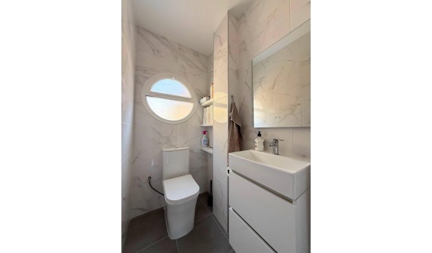 Resale - Duplex -
Torrevieja - Playa del Cura