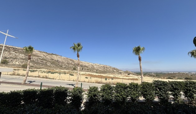 Resale - Apartment -
La Finca Golf Resort - Inland