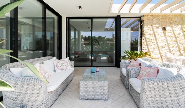Resale - Villa -
Orihuela Costa - Costa Blanca