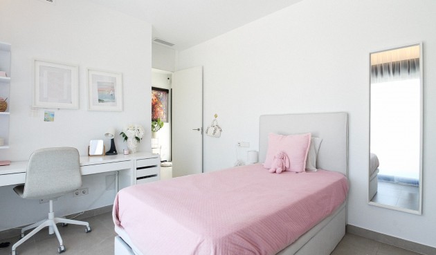 Resale - Villa -
Orihuela Costa - Costa Blanca