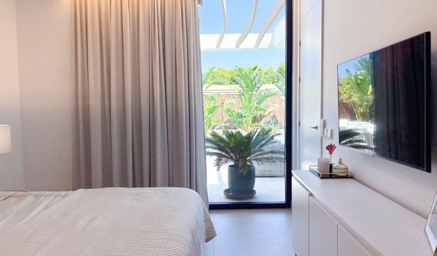 Resale - Villa -
Cabo Roig - Costa Blanca