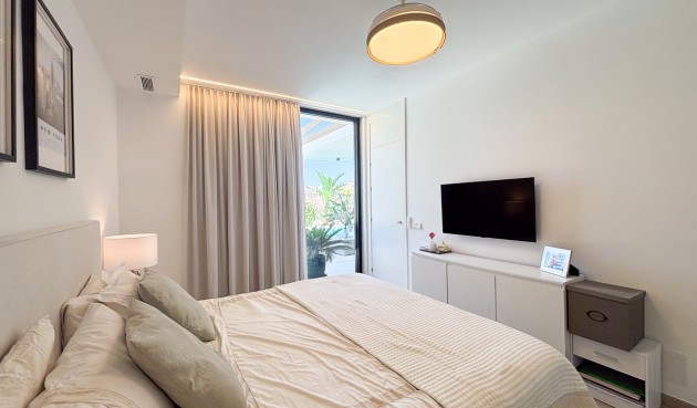Resale - Villa -
Cabo Roig - Costa Blanca