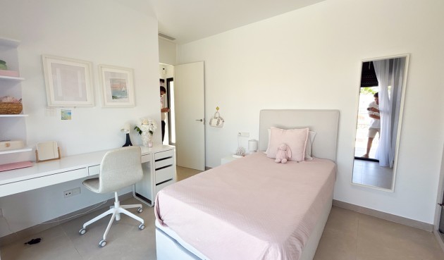 Resale - Villa -
Cabo Roig - Costa Blanca