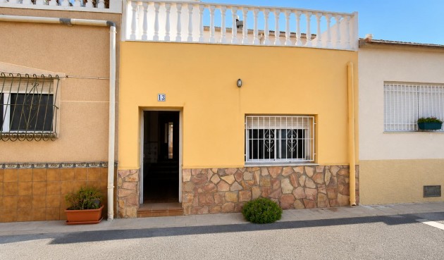 Resale - Town House -
Pinoso - Inland