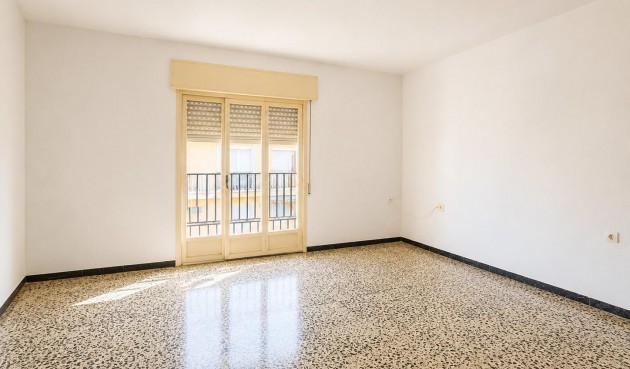 Resale - Town House -
Pinoso - Inland