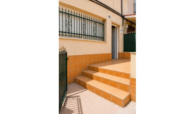 Resale - Town House -
Pinoso - Inland