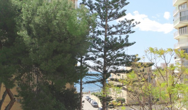 Resale - Villa -
El Campello - Costa Blanca