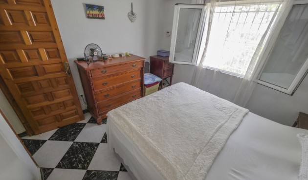 Resale - Villa -
Torrevieja - Costa Blanca