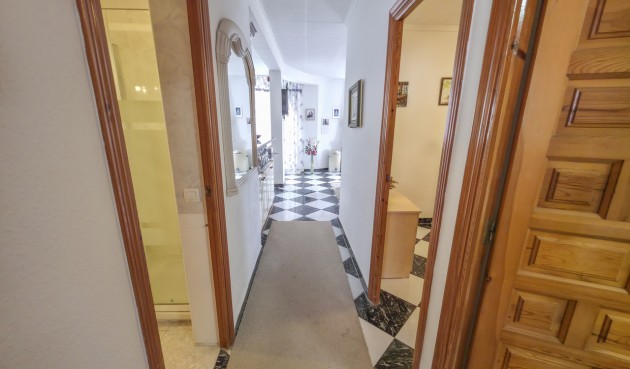 Resale - Villa -
Torrevieja - Costa Blanca