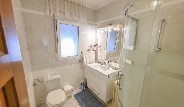 Resale - Villa -
Torrevieja - Costa Blanca