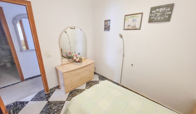 Resale - Villa -
Torrevieja - Costa Blanca