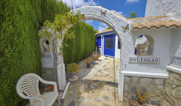 Resale - Villa -
Torrevieja - Costa Blanca