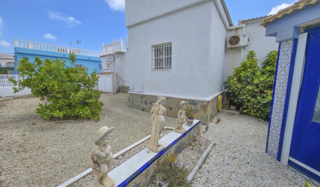 Resale - Villa -
Torrevieja - Costa Blanca