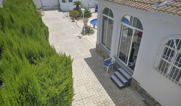 Resale - Villa -
Torrevieja - Costa Blanca