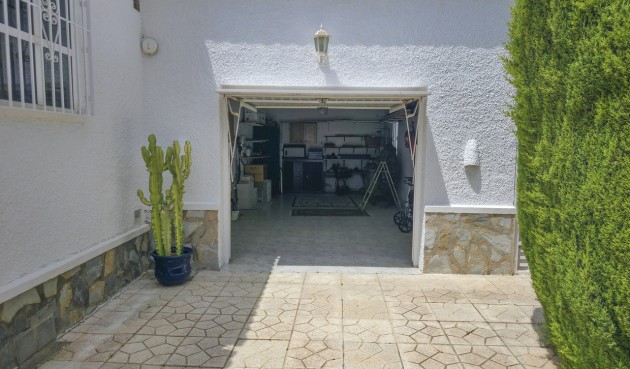 Resale - Villa -
Torrevieja - Costa Blanca