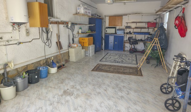 Resale - Villa -
Torrevieja - Costa Blanca