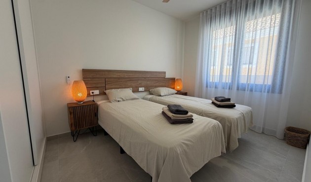 Resale - Town House -
Torre de la Horadada - Costa Blanca
