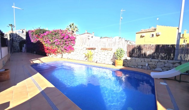 Resale - Villa -
Algorfa - Inland