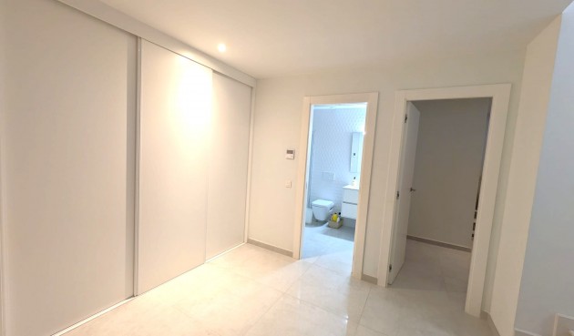 Resale - Villa -
Cabo Roig - Costa Blanca