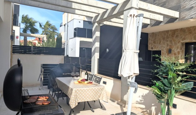 Resale - Villa -
Cabo Roig - Costa Blanca