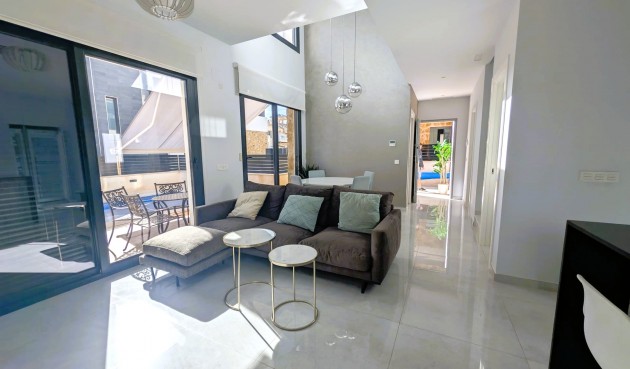 Resale - Villa -
Cabo Roig - Costa Blanca