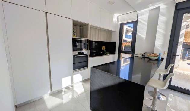 Resale - Villa -
Cabo Roig - Costa Blanca