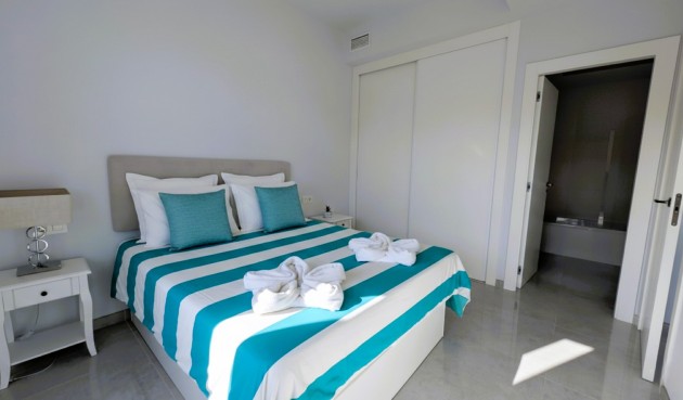 Resale - Villa -
Cabo Roig - Costa Blanca