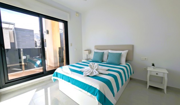 Resale - Villa -
Cabo Roig - Costa Blanca