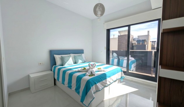 Resale - Villa -
Cabo Roig - Costa Blanca