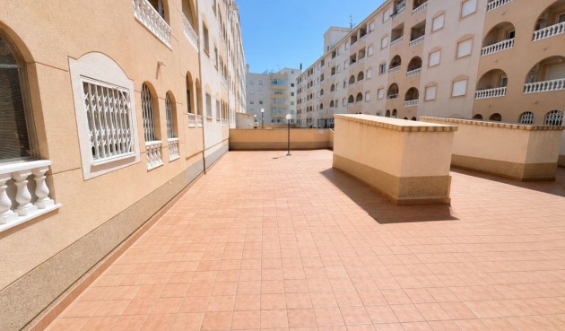Resale - Apartment -
Torrevieja - Estacion De Autobuses