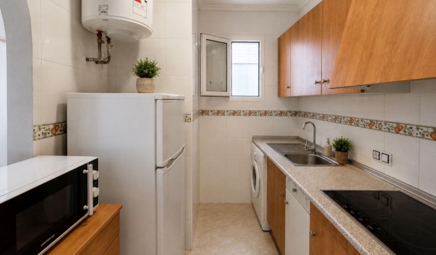 Resale - Apartment -
Torrevieja - Estacion De Autobuses