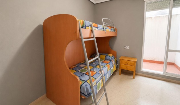 Resale - Apartment -
Torrevieja - Estacion De Autobuses