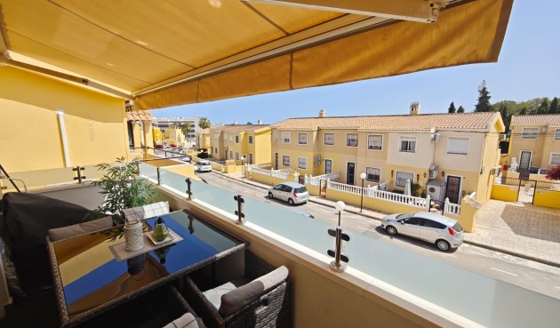 Resale - Penthouse -
Villamartin - Costa Blanca
