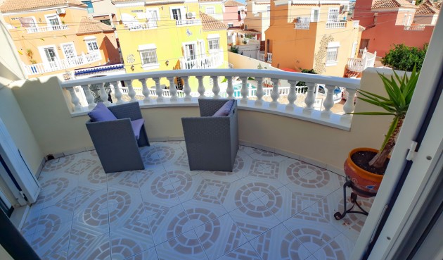 Resale - Villa -
Villamartin - Costa Blanca