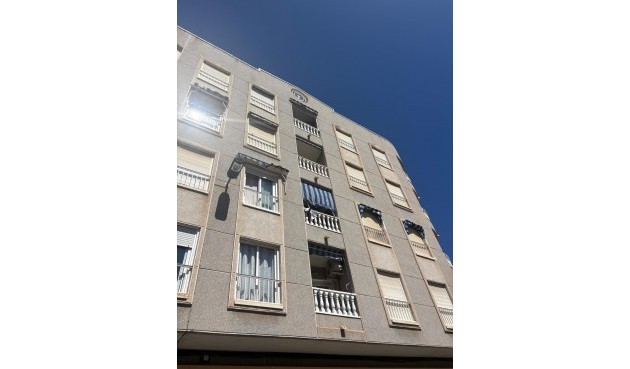Resale - Apartment -
Torrevieja - Costa Blanca